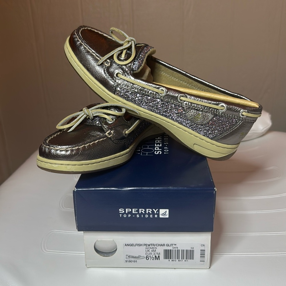 Brand New in Box Sperry Angelfish Pewter metallic with glitter shoes size 6.5